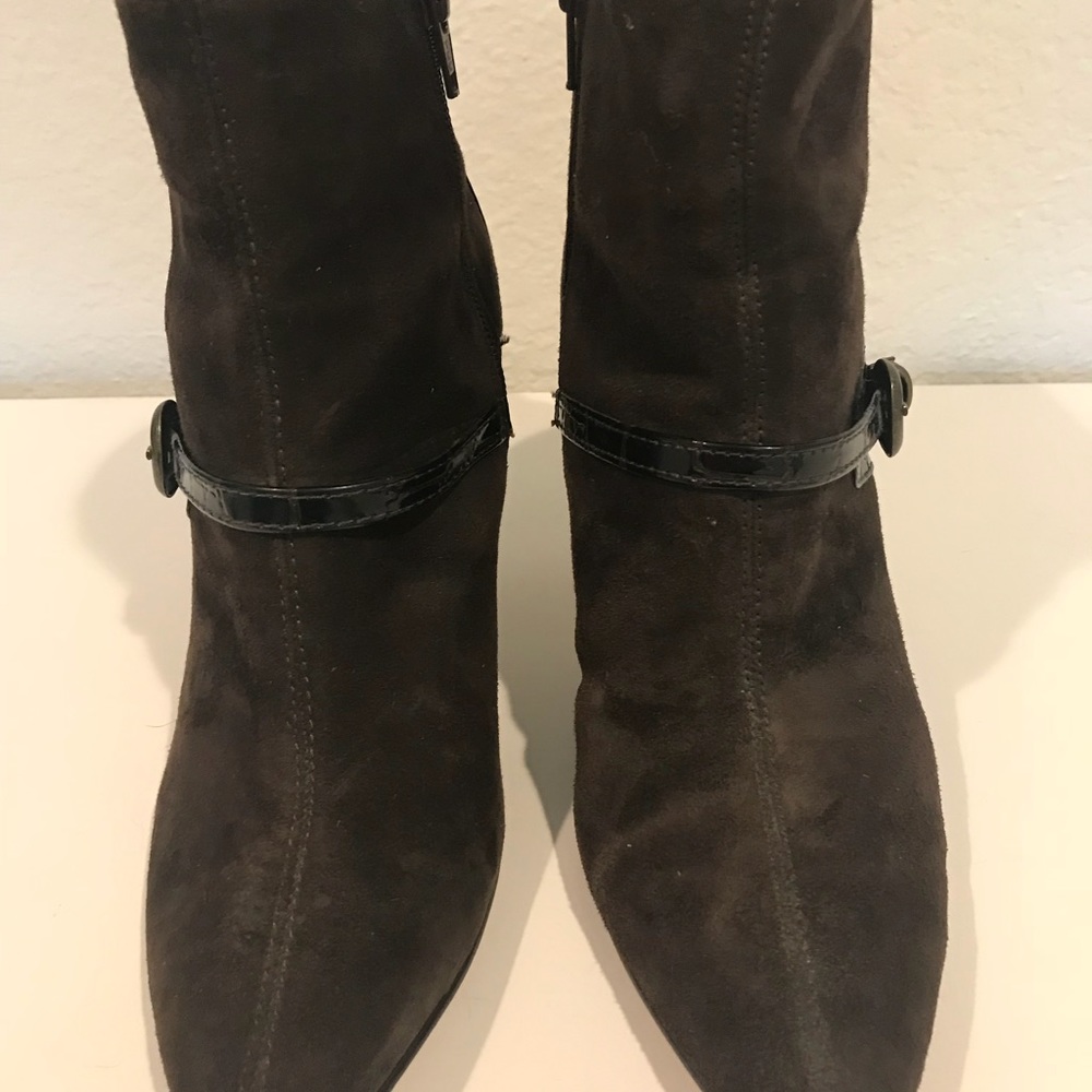Boots - Picture 4 of 6